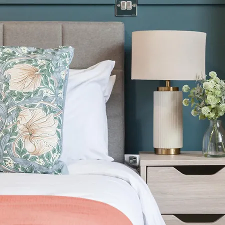 2 Bedroom Flat - Long Term Rates- Contractors-professionals-relocation Apartamento *